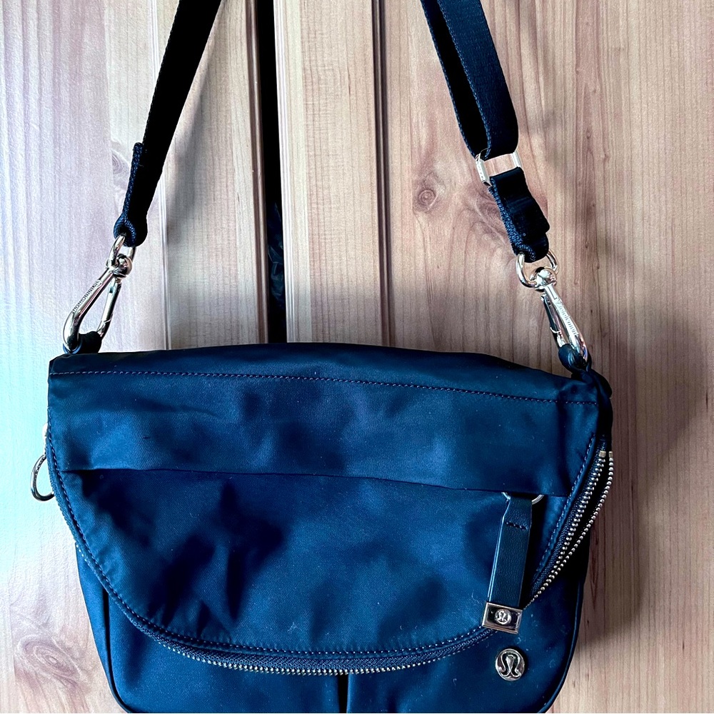 Lululemon All Night Festival Bag